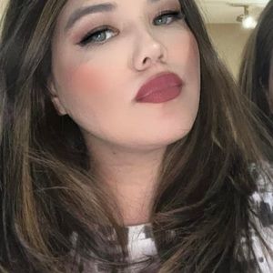 Meet your Posher, Fatima